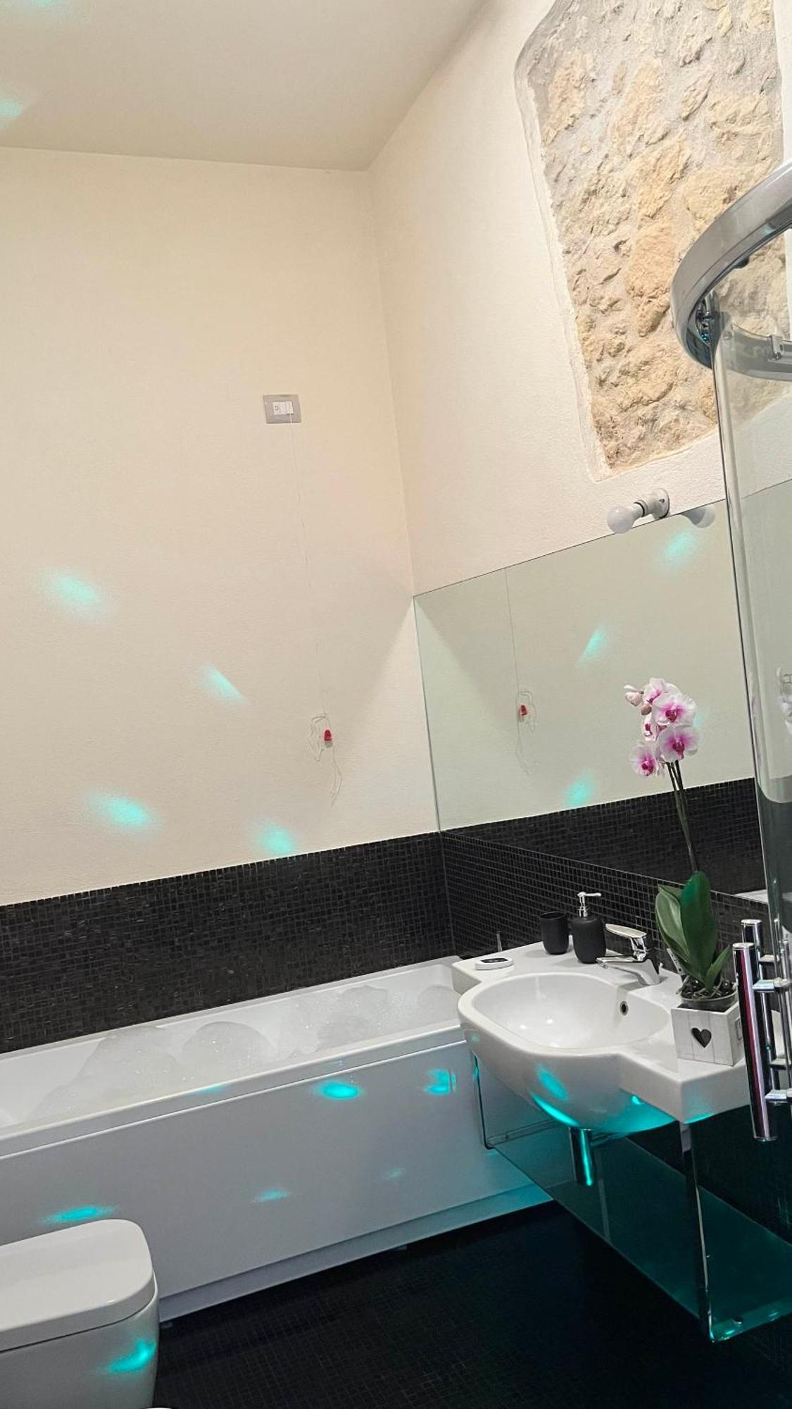 Lily Ca Apartment Cagliari Luaran gambar